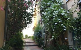 Studio Rue Du Bas Castelet